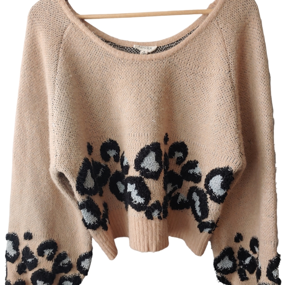 Adora Tan Animal Print Balloon Sleeve Sweater Size Medium - Picture 2 of 6